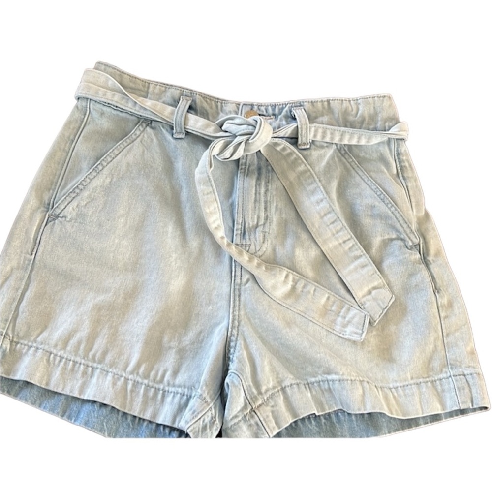 Gap Denim Women’s 3.5 short light wash paperbag shorts cotton 4/27 free …
